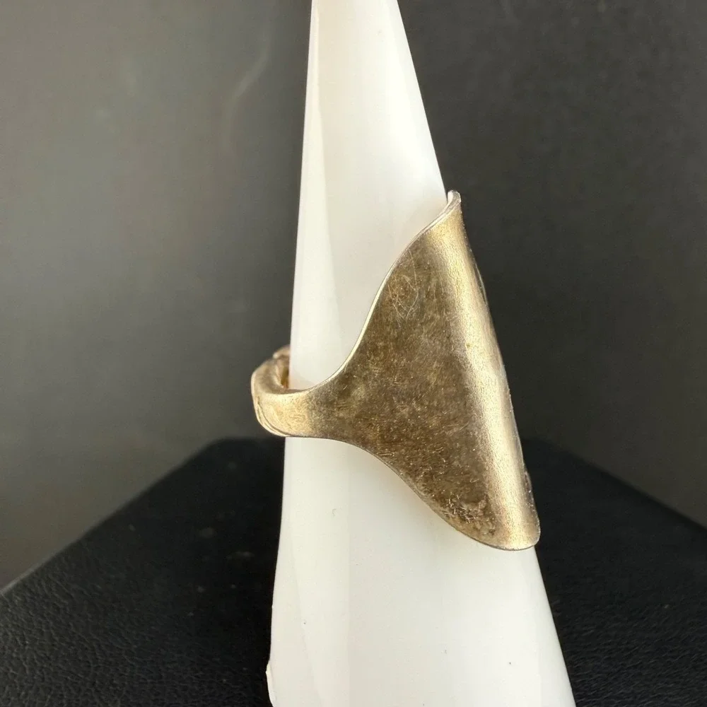 Vintage Hammered Spoon Ring Silver Tone Size 7.25